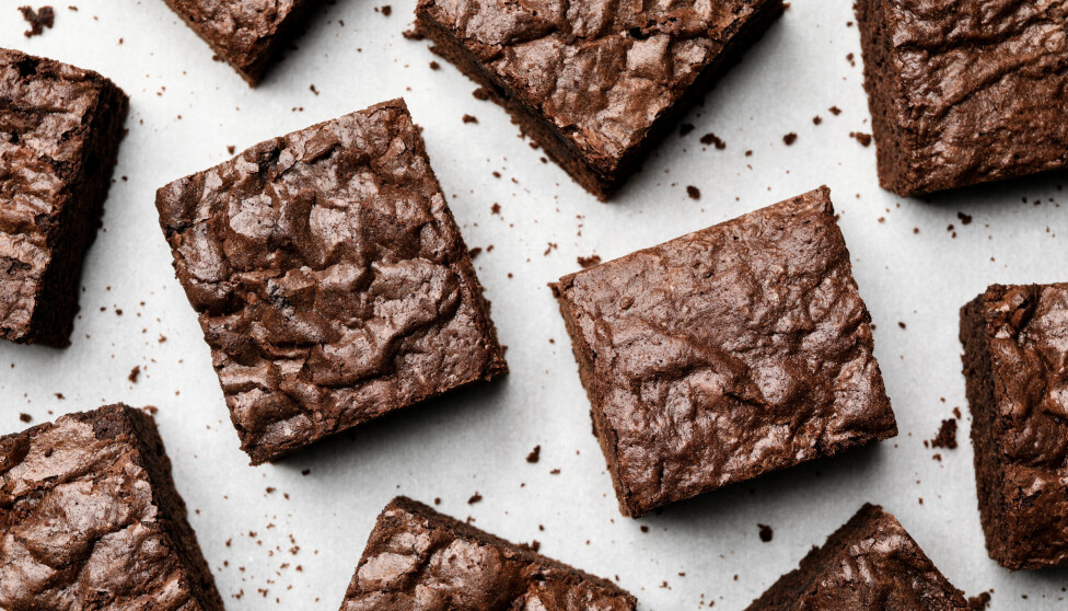 Which ingredients, precisely how much of each, what temperature to bake them at and for how long - and all of it optimised and evaluated by an algorithm. Could it result in the best brownies ever?
