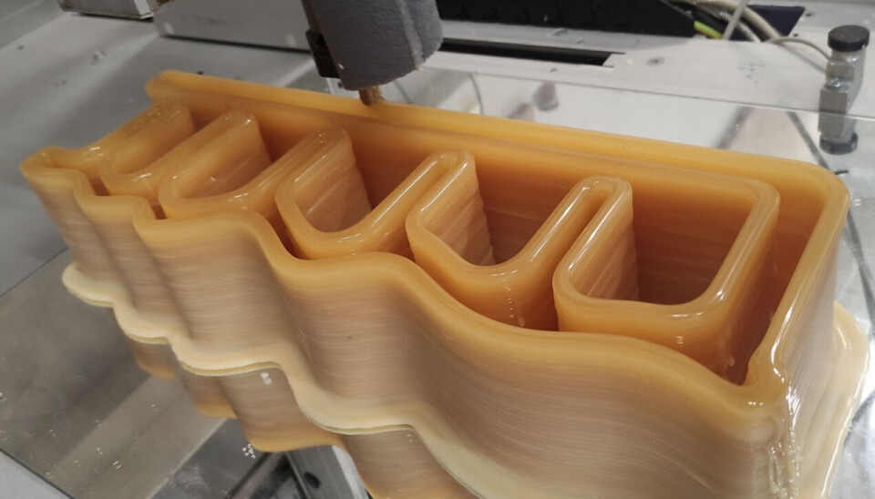 This close-up image showcases a successful 3D print created with Wax. The print displays the intricate details possible in a potential formwork, complete with a well-defined perimeter and an internal geometry. The internal voids can be filled with wax or other reinforcing materials to enhance the mold's strength and reduce the need of material.
