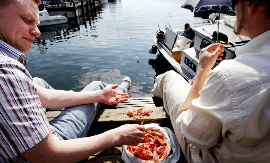How did shrimp become a staple of Norwegian summer cuisine?