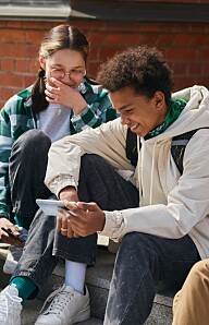 How children use clothes to fit in